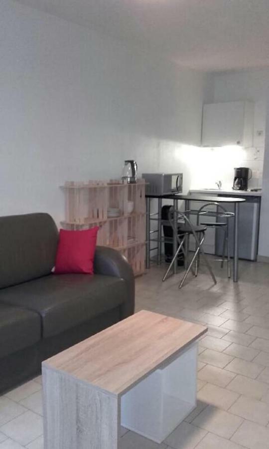 Beau Studio , Ensoleille, Wifi, Etage 5 Ascenceur Apartment Marseille Ngoại thất bức ảnh
